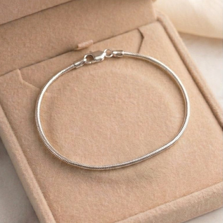Pulseira Malha Snake Lisa Banhada em Prata 925